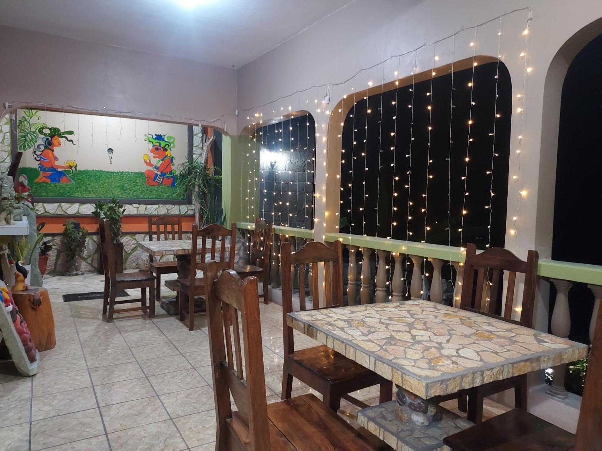 Hotel La Escalinata Copán エクステリア 写真